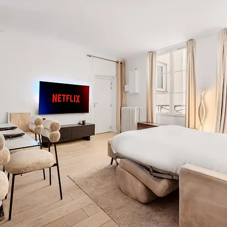 Mikestay Chic Saint Honore For 6 Guests דירה