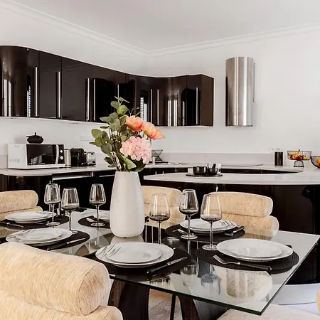 Mikestay Chic Saint Honore For 6 Guests דירה *