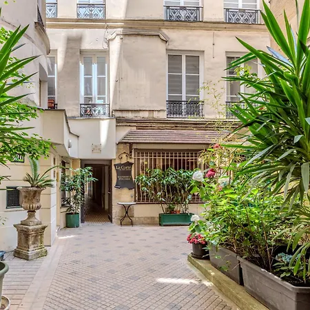 Mikestay Chic Saint Honore For 6 Guests דירה